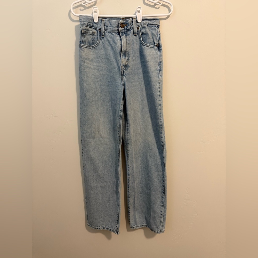 Levi’s High Waisted Straight Leg Jeans